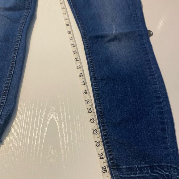Women’s Sz 29 Guess jeans - Picture 8 of 9